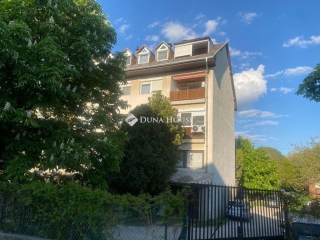 Eladó téglalakás, Szigetszentmiklóson 75.9 M Ft, 2 szobás