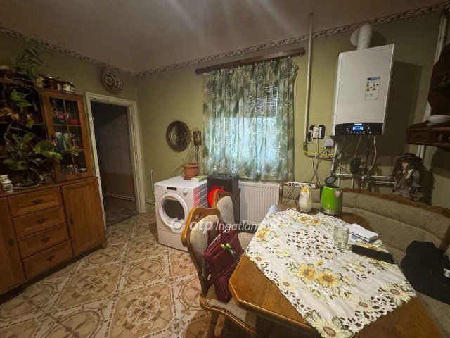 Eladó családi ház, Létavértesen 29.999 M Ft, 2 szobás