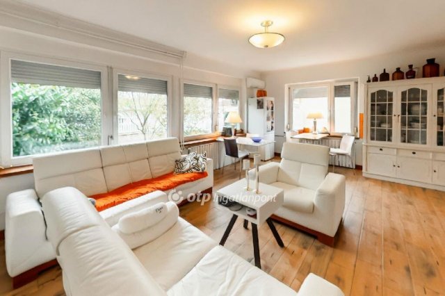 Eladó családi ház, Hatvanban 105 M Ft, 5 szobás