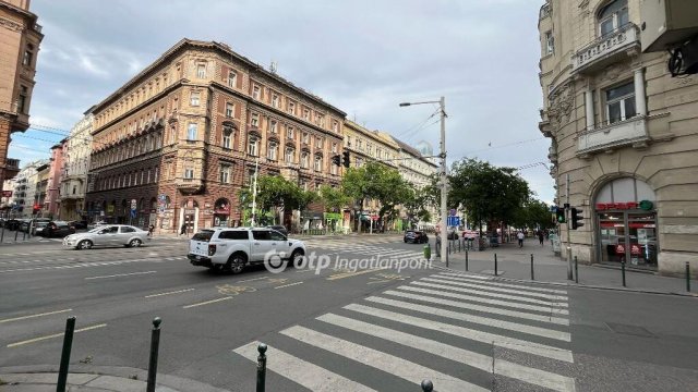Eladó téglalakás, Budapesten, V. kerületben 110 M Ft, 2 szobás