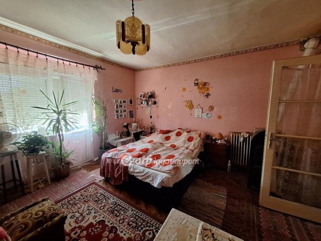 Eladó családi ház, Apátfalván 18.5 M Ft, 4 szobás