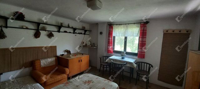 Eladó telek, Téten 8 M Ft / költözzbe.hu