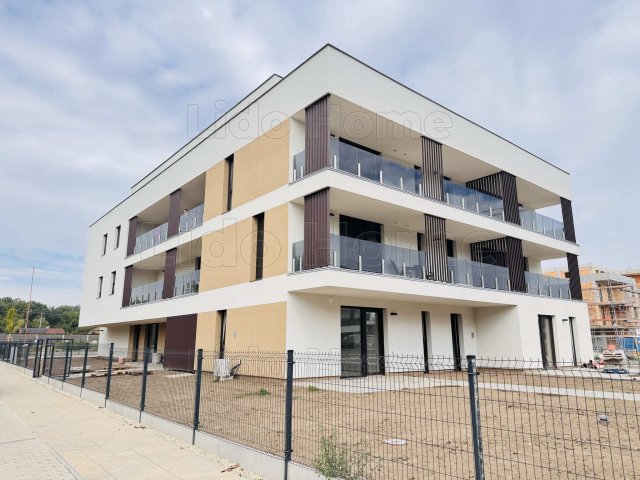 Eladó üzlethelyiség, Győrött 85.9 M Ft, 3 szobás