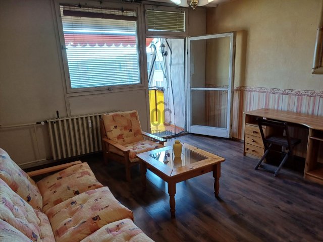 Eladó panellakás, Kecskeméten, Március 15. utcában 37.9 M Ft