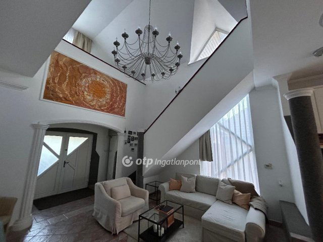 Eladó családi ház, Dunaharasztin 174.9 M Ft, 5 szobás