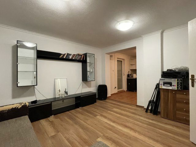 Eladó családi ház, Tiszadobon 12.9 M Ft, 2 szobás