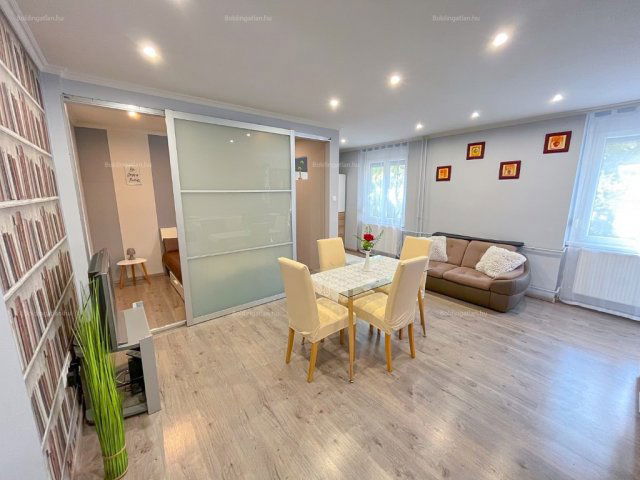 Kiadó téglalakás, albérlet, Kaposváron 140 E Ft / hó, 1 szobás