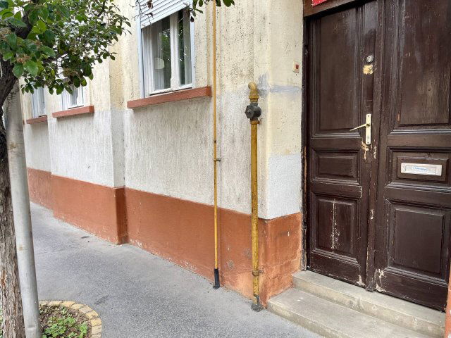 Eladó családi ház, Szolnokon 69 M Ft, 3 szobás