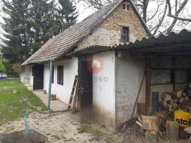Eladó családi ház, Bissén 9 M Ft, 1+1 szobás