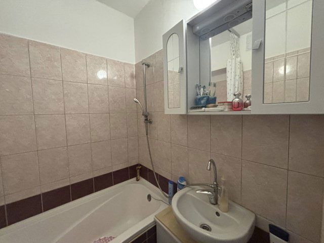 Eladó téglalakás, Miskolcon 21 M Ft, 1+1 szobás