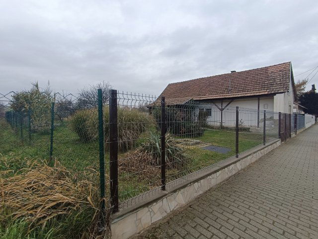 Eladó családi ház, Kaposszekcsőn 16.9 M Ft, 2 szobás