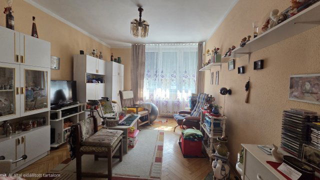 Eladó téglalakás, Tatabányán 42.9 M Ft, 2+1 szobás