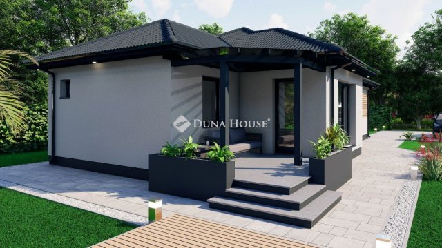 Eladó családi ház, Lajosmizsén 74.759 M Ft, 5 szobás