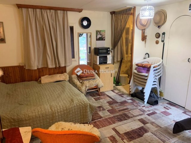 Eladó nyaraló, Gárdonyban 35 M Ft, 1 szobás