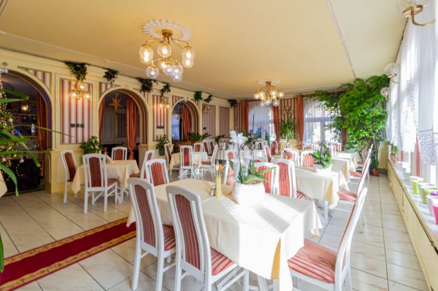 Eladó hotel, Kiskunfélegyházán 450 M Ft / költözzbe.hu