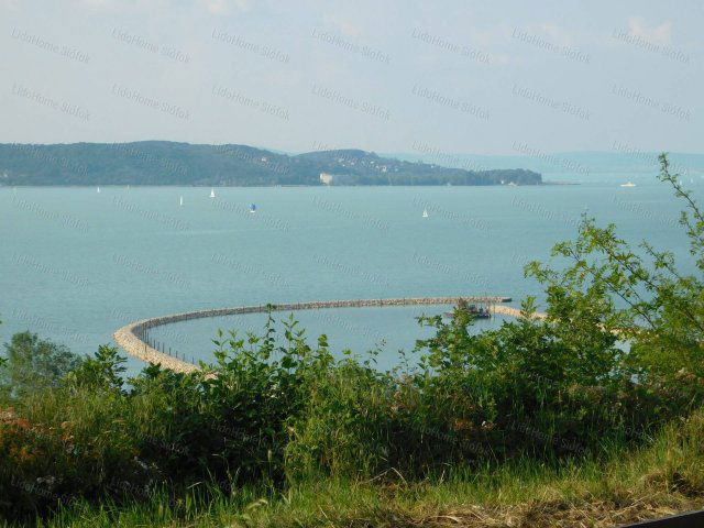 Eladó nyaraló, Balatonföldváron 89.9 M Ft / költözzbe.hu