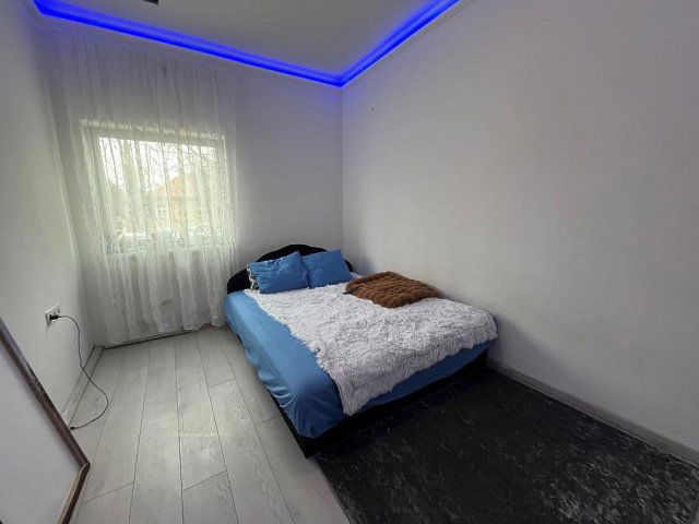 Eladó ikerház, Budapesten, XIV. kerületben 69.9 M Ft, 3 szobás