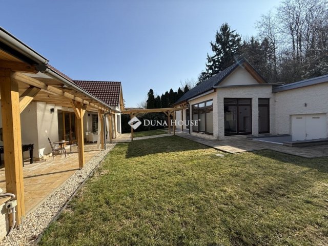 Eladó hotel, Dozmaton 179 M Ft, 6 szobás / költözzbe.hu