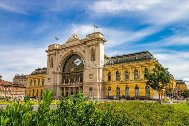Eladó téglalakás, Budapesten, VIII. kerületben 69 M Ft, 4 szobás