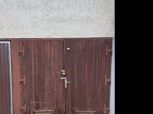 Eladó garázs, Balatonfűzfőn 7.5 M Ft / költözzbe.hu