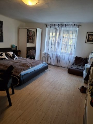 Kiadó családi ház, albérlet, Pócsmegyeren 250 E Ft / hó