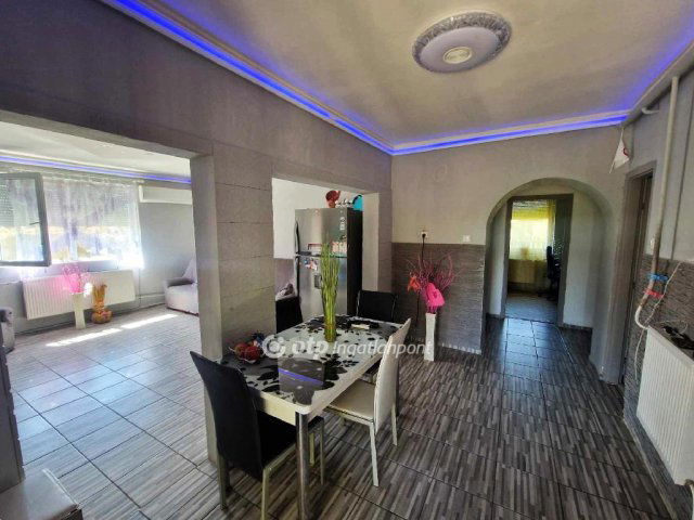 Eladó családi ház, Hedrehelyen 21.9 M Ft, 3+1 szobás