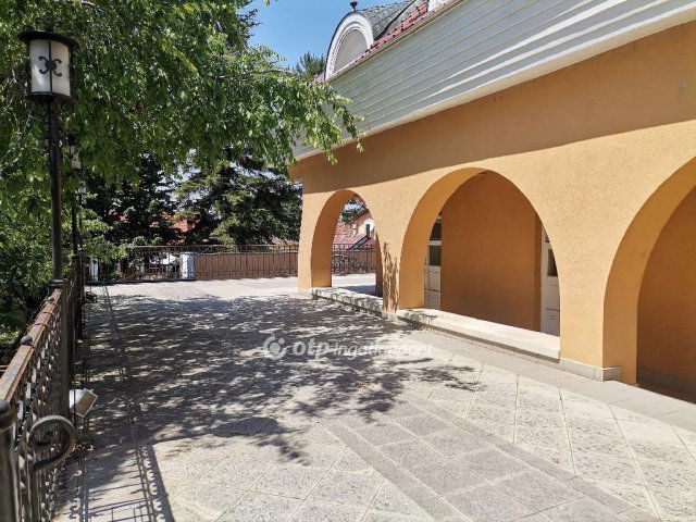 Eladó hotel, Gyulán 260 M Ft / költözzbe.hu