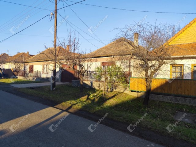 Eladó családi ház, Kisnánán 24.9 M Ft, 5 szobás