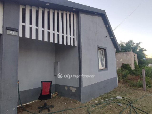 Eladó családi ház, Bagaméren 11.9 M Ft, 2+1 szobás