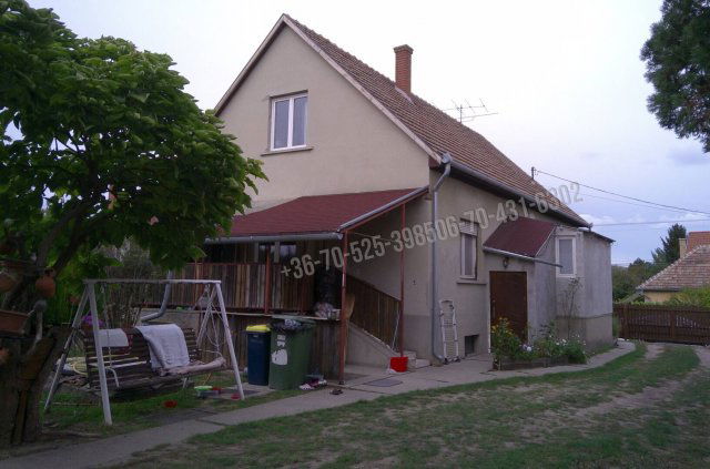Eladó családi ház, Pilisen 87 M Ft, 5 szobás