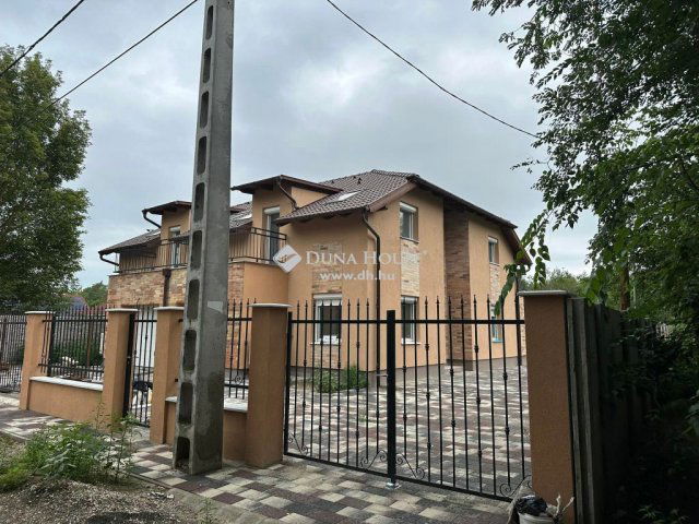 Eladó ikerház, Gödön 110 M Ft, 5 szobás / költözzbe.hu