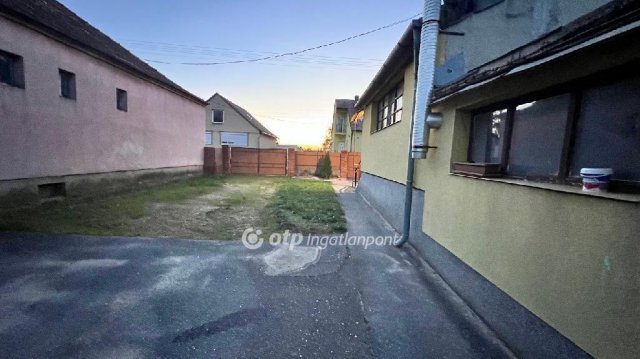Eladó családi ház, Marcalgergelyin 31 M Ft, 2+1 szobás