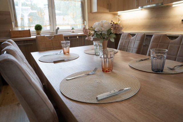 Eladó családi ház, Kulcson 144 M Ft, 3 szobás