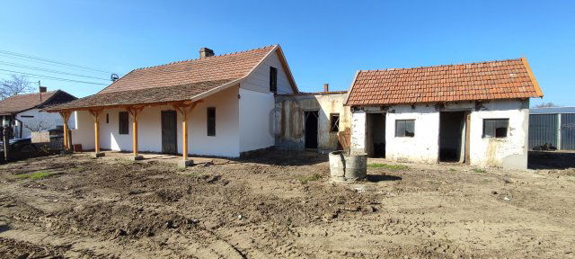 Eladó családi ház, Tiszafüreden 12.5 M Ft, 2 szobás