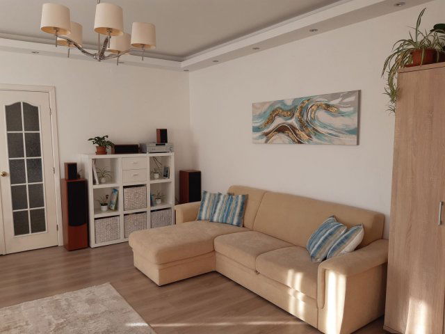 Kiadó téglalakás, albérlet, Debrecenben 320 E Ft / hó, 3 szobás