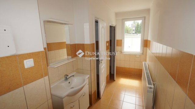 Kiadó iroda, Zalaegerszegen 850 E Ft / hó / költözzbe.hu