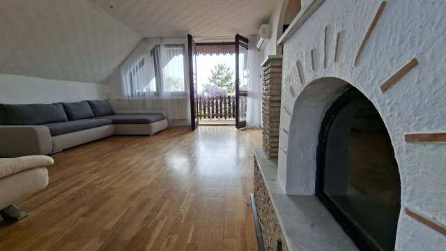 Kiadó családi ház, albérlet, Pécsett 155 E Ft / hó, 2 szobás