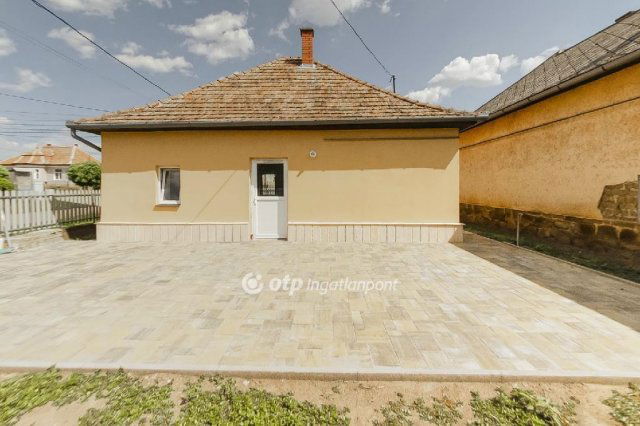 Eladó családi ház, Erdőtelken 18 M Ft / költözzbe.hu