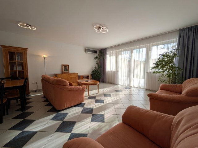 Eladó családi ház, Debrecenben 154.9 M Ft, 4 szobás