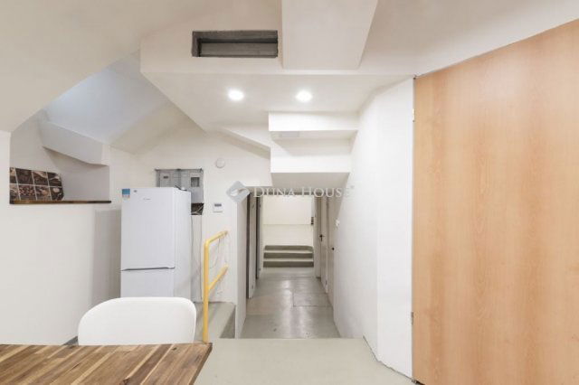 Eladó iroda, Budapesten, VI. kerületben 89 M Ft, 3 szobás