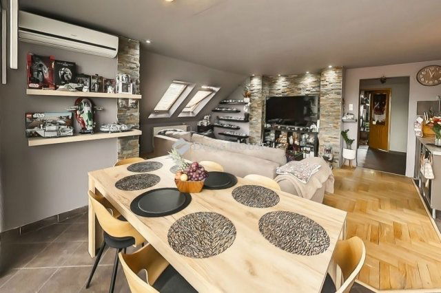 Eladó téglalakás, Fóton 78.2 M Ft, 4 szobás