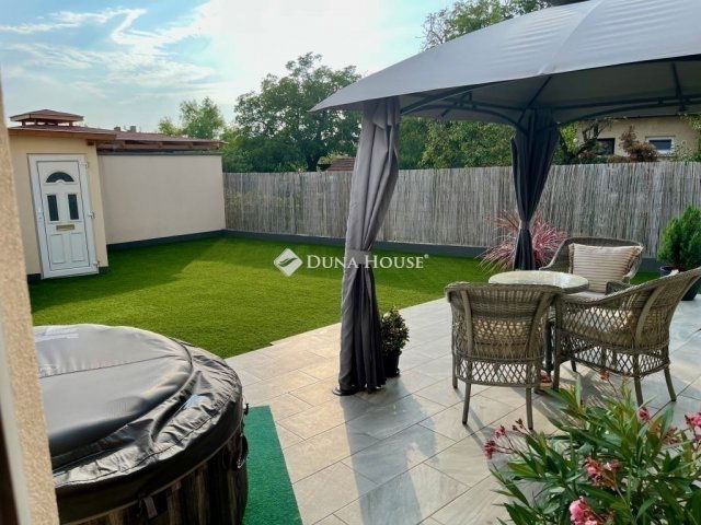 Eladó sorház, Budapesten, XVI. kerületben 129.9 M Ft, 2 szobás