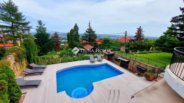 Eladó családi ház, Budapesten, III. kerületben 920 M Ft