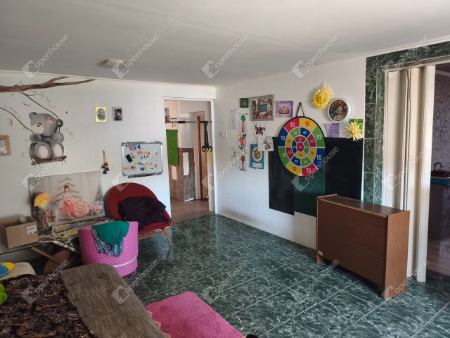 Eladó családi ház, Kenyerin 45 M Ft, 5 szobás