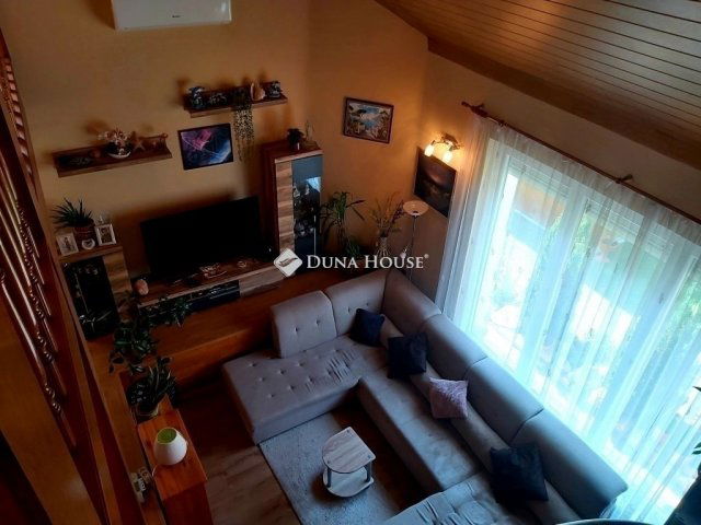 Eladó családi ház, Kecskeméten 128 M Ft, 4+1 szobás