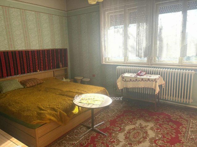 Eladó családi ház, Rábaszentandráson 32 M Ft, 3 szobás