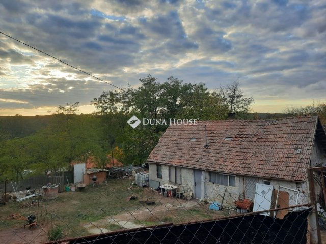 Eladó családi ház, Sülysápon 31.9 M Ft, 2 szobás