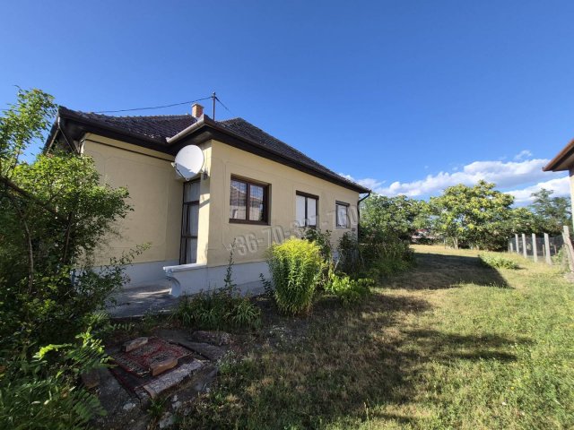 Eladó családi ház, Sarudon 29.9 M Ft, 3 szobás