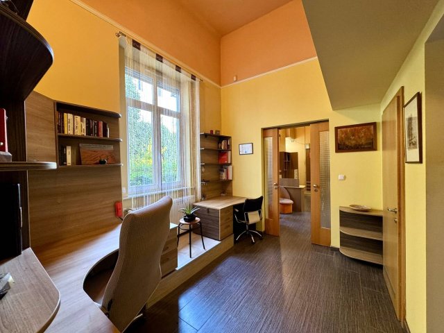 Eladó téglalakás, Debrecenben 93.8 M Ft, 3+2 szobás