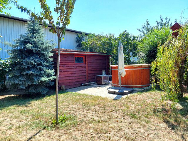 Eladó családi ház, Ócsán 79.99 M Ft, 4 szobás